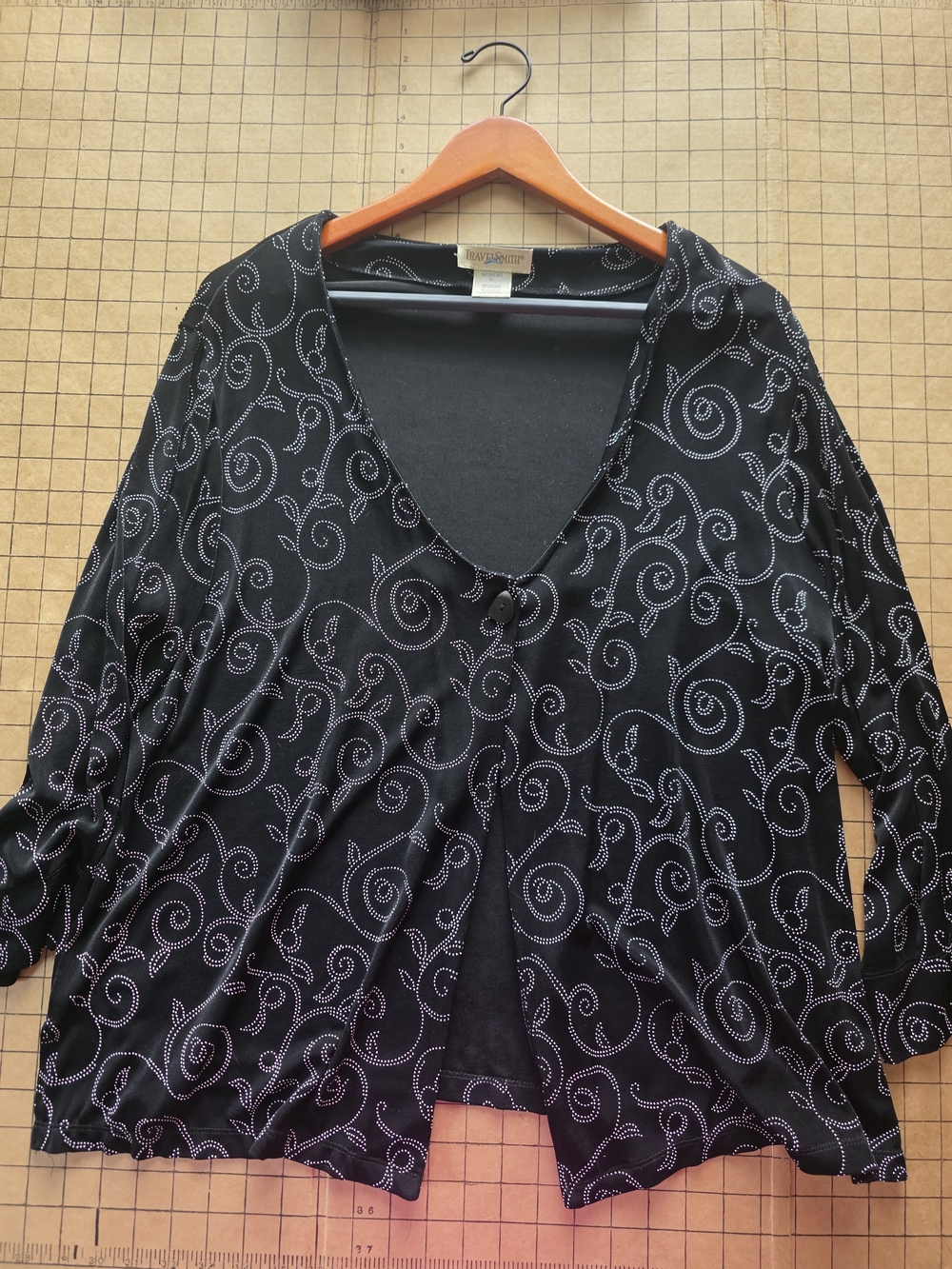 TravelSmith Black Silver Swirl Dotted Knit Cardigan Jacket Womens XL USA Made - Picture 4 of 13